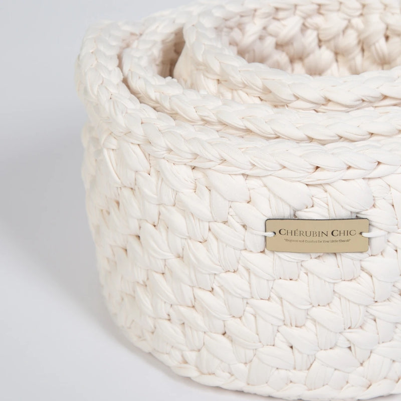 Vintage Knit Baby Basket Set – White