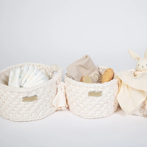 Vintage Knit Baby Basket Set – Cream