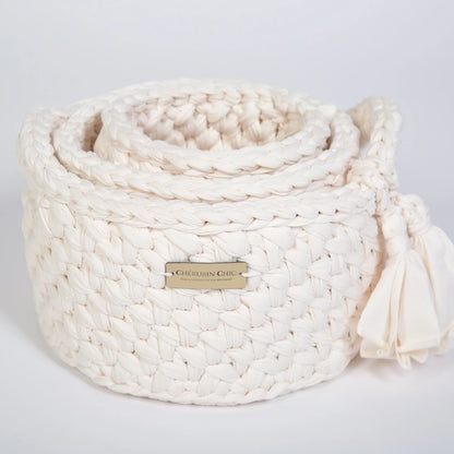 Vintage Knit Baby Basket Set – White